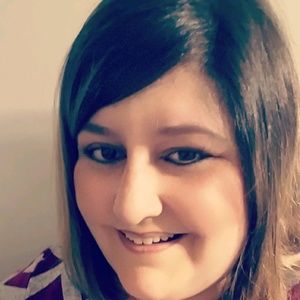 Meet your Posher, Stacy